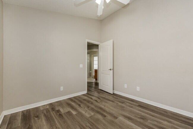 Building Photo - 4218 Medbury Dr