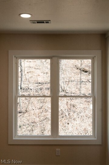 Building Photo - 7071 Township Rd 466