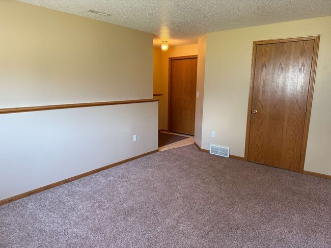 Building Photo - 3502 28th St SW