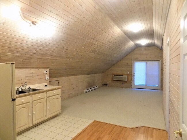 Building Photo - 1705 Ayodhya Ave