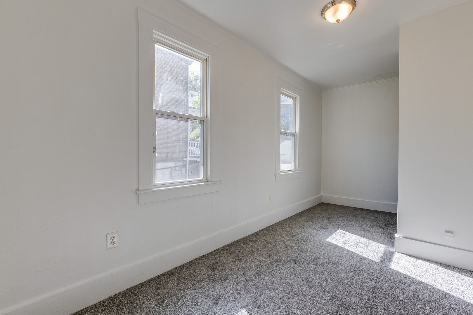 Building Photo - 2641 S 18th St