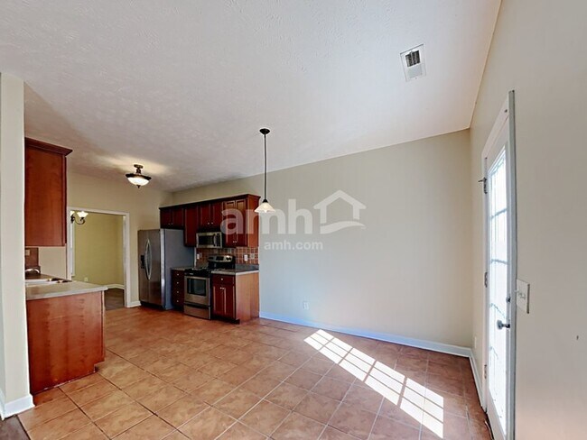 Building Photo - 119 Nick Price Dr
