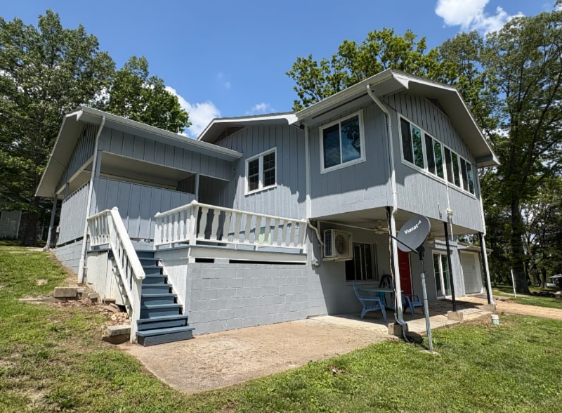 Primary Photo - 184 S Heatherwood Rd