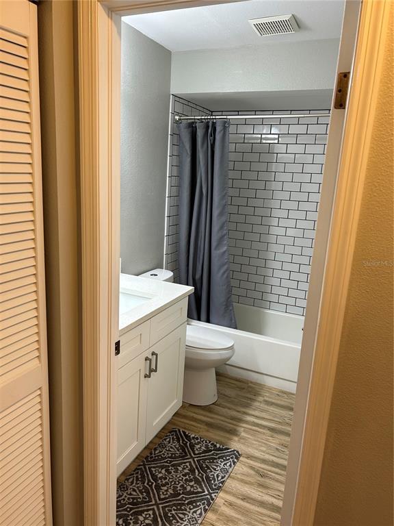 Building Photo - 13236 Molitor Ct
