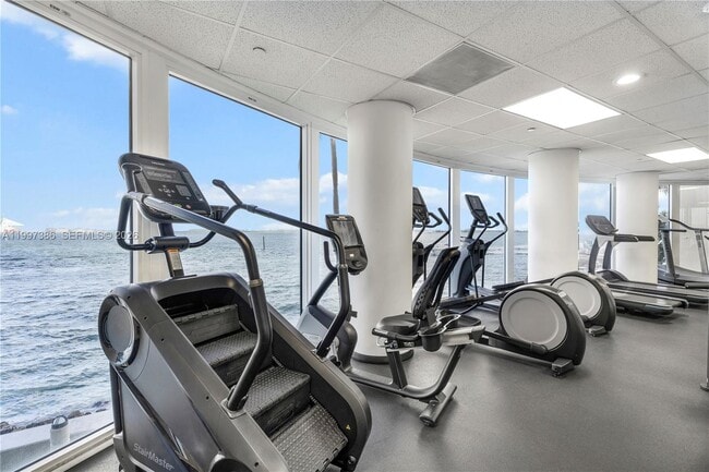 Building Photo - 770 Claughton Island Dr