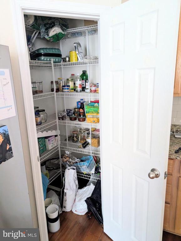 Building Photo - 9543 Center St