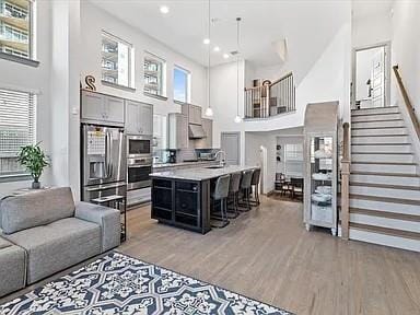 Building Photo - 1390 Arch Pl