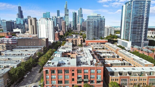 Building Photo - 1727 S Indiana Ave