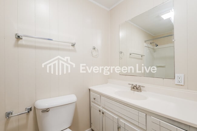 Building Photo - 119 Martin Rd