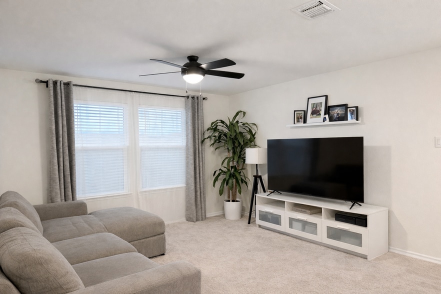 Loft game room - 708 Yellow Ribbon Trl