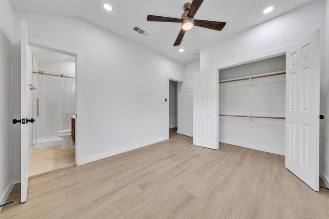 Building Photo - 601 Pearson Ave