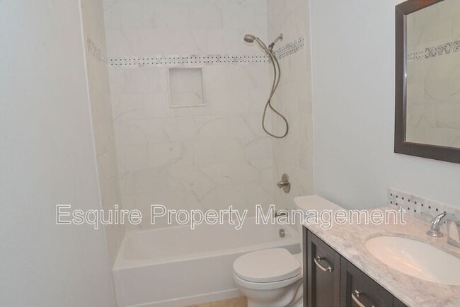 Building Photo - 23 Lemon Dr