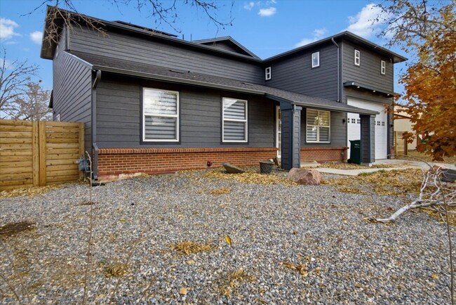 Primary Photo - 16405 E Layton Ave