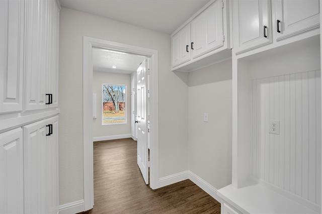 Building Photo - 7004 Ledbetter Rd