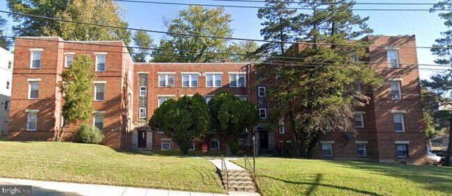 Primary Photo - 3986 Pennsylvania Ave. SE