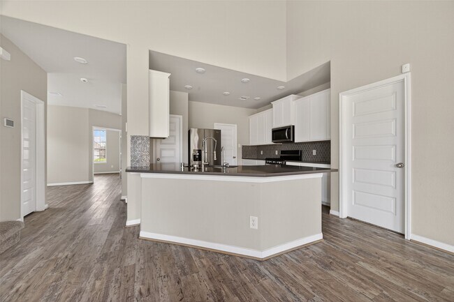 Building Photo - 3027 Sadie Ct