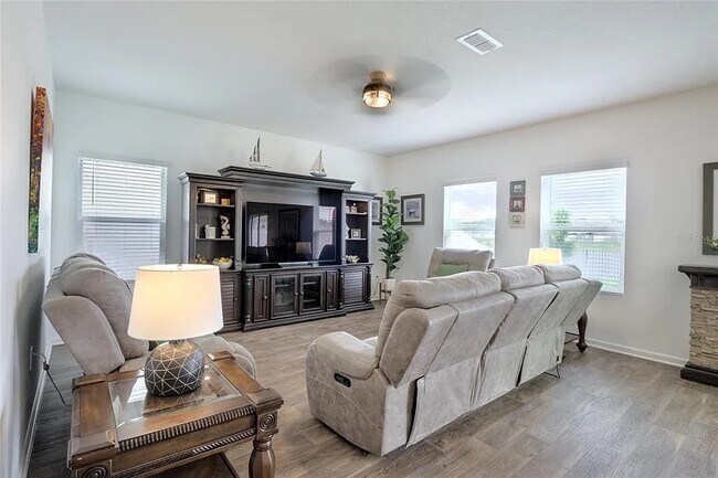Building Photo - 2154 Willow Banks Ln