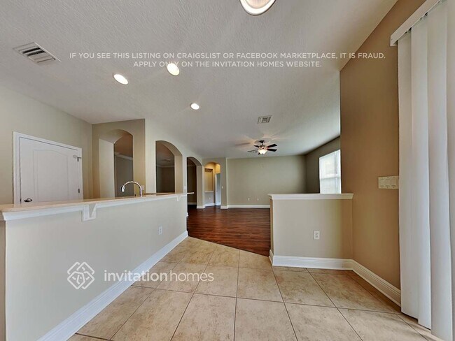 Building Photo - 2629 Red Fern Dr