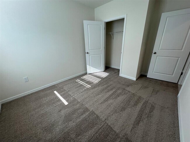 Building Photo - 1508 Ellesmere Ave