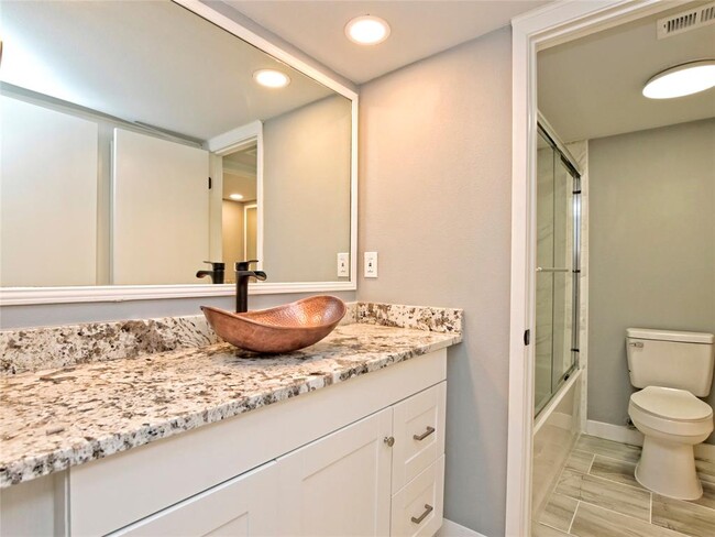 Building Photo - 44 Casa Verde St
