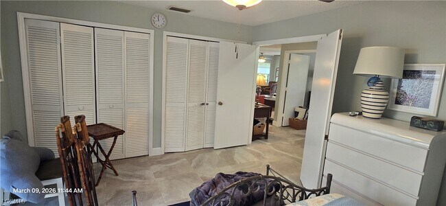 Building Photo - 9595 Halyards Ct