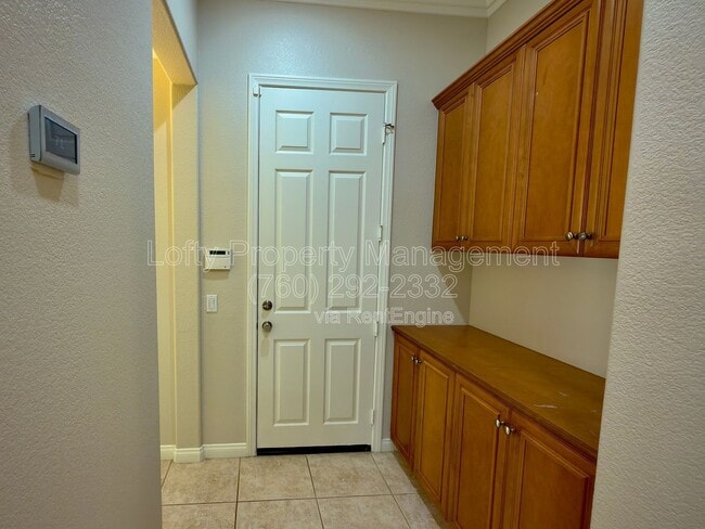 Building Photo - 13073 Dressage Ln