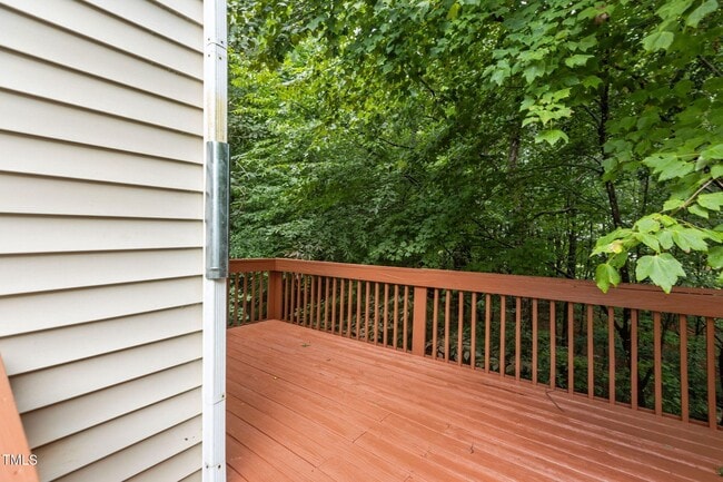 Building Photo - 108 Tarlow Ct