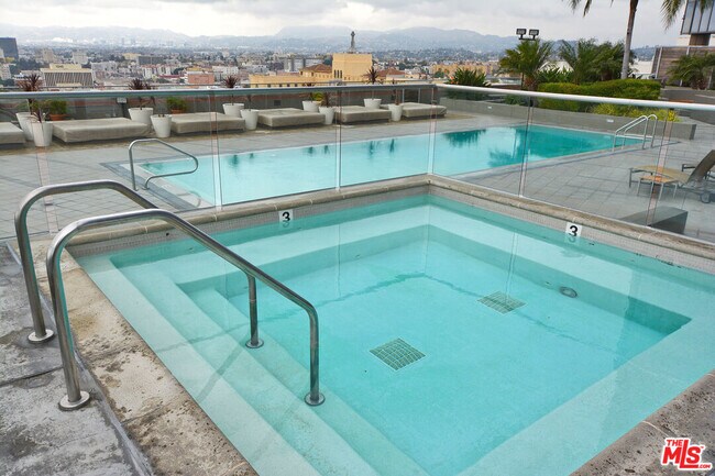 Building Photo - 1100 Wilshire Blvd