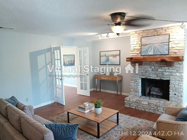 Building Photo - 10700 Hard Rock Rd
