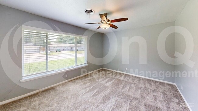Building Photo - 1511 University Dr
