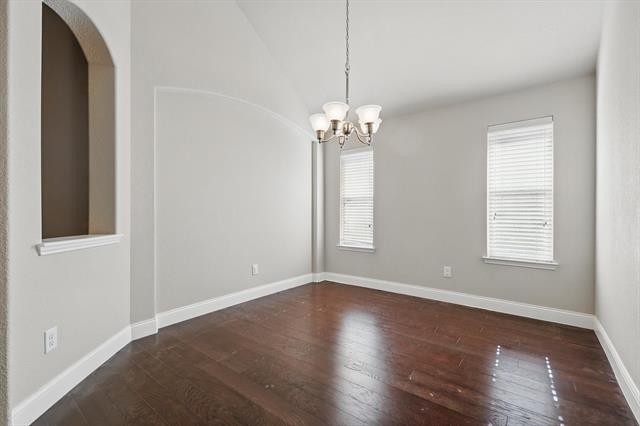 Building Photo - 1204 Villa Paloma Blvd