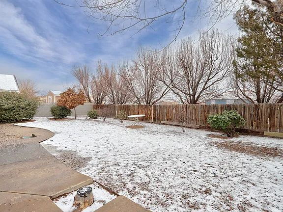 Building Photo - "Spacious 4-Bedroom Gem on Quartz Dr – Your Ideal Albuquerque Retreat!"