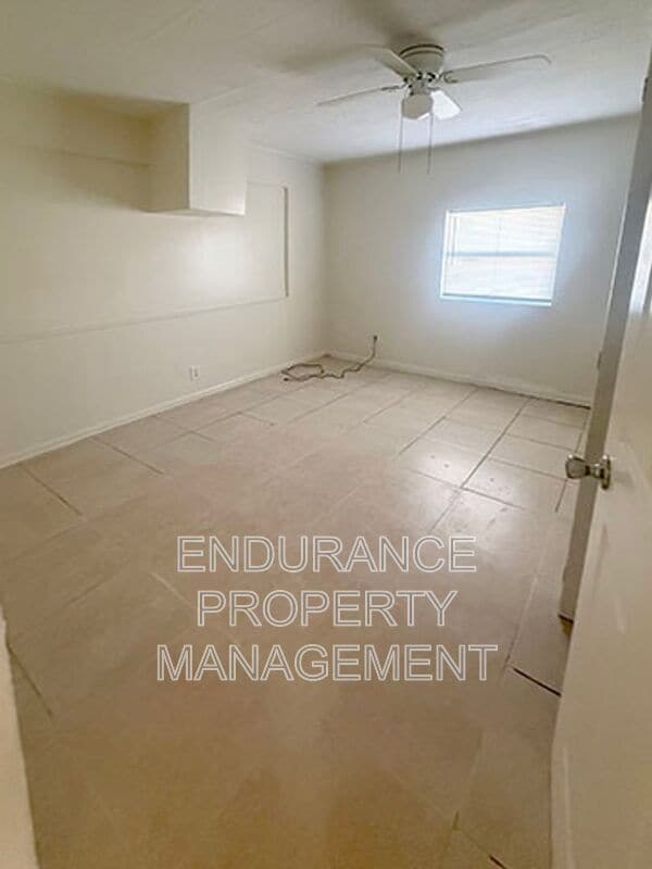 Building Photo - 150 W 15th St