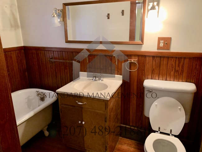 Building Photo - Charming Waterville Home with 3 Bedrooms and 2 Baths