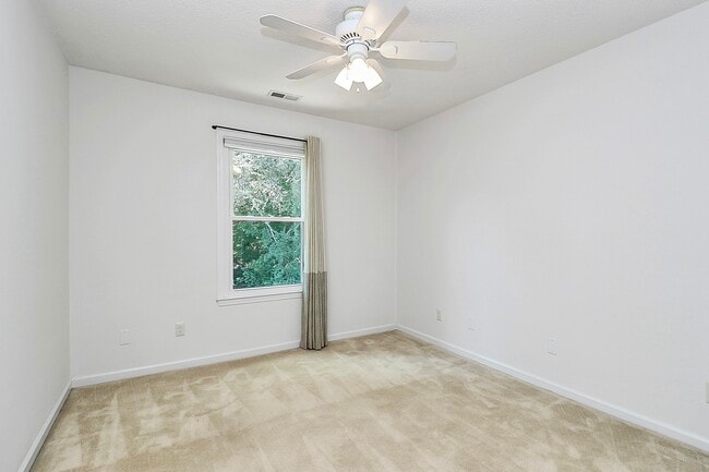 Building Photo - 5916 Downfield Wood Dr