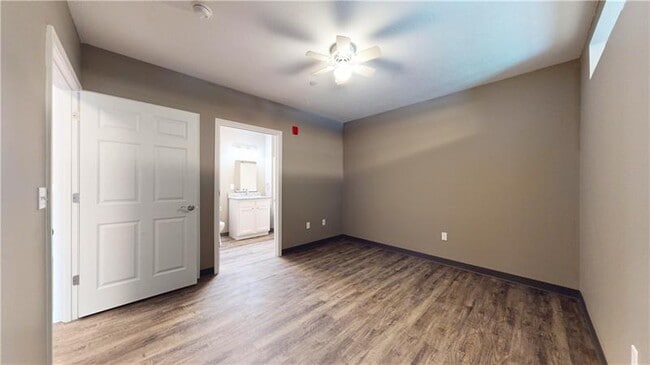 Building Photo - 1450 Fifth Ave