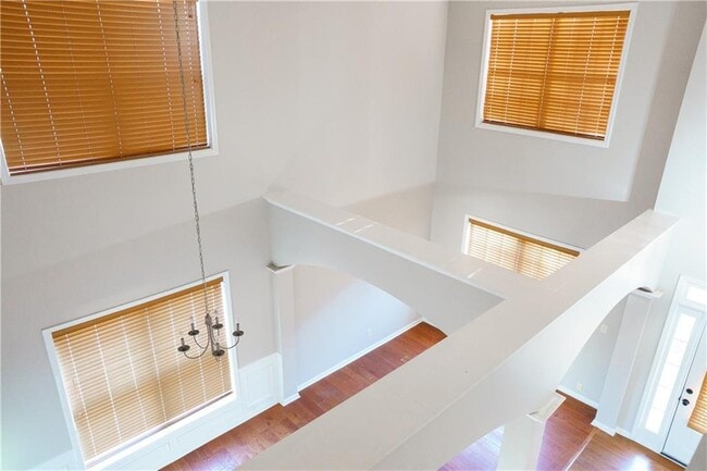 Building Photo - 2581 Southhaven Ln