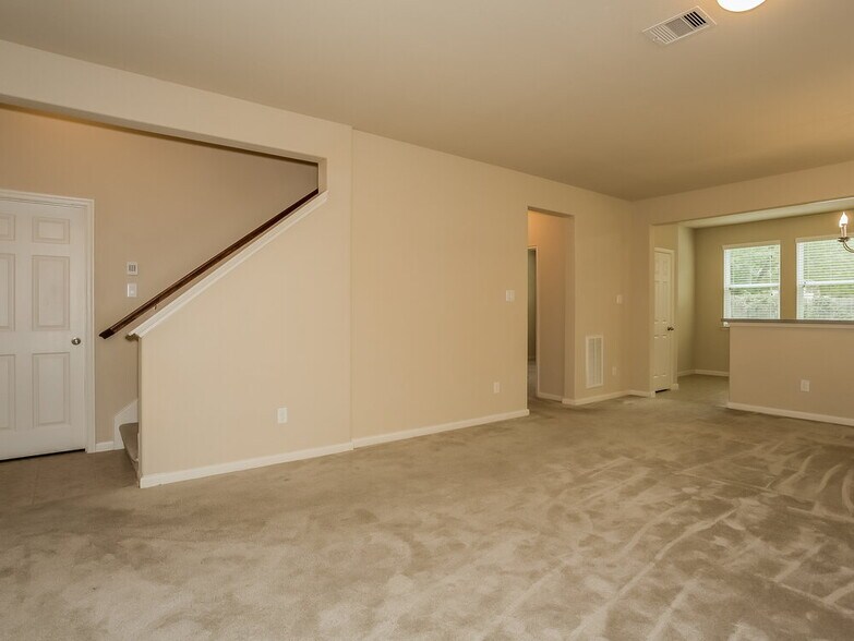 Building Photo - 13038 Rose Landing Dr