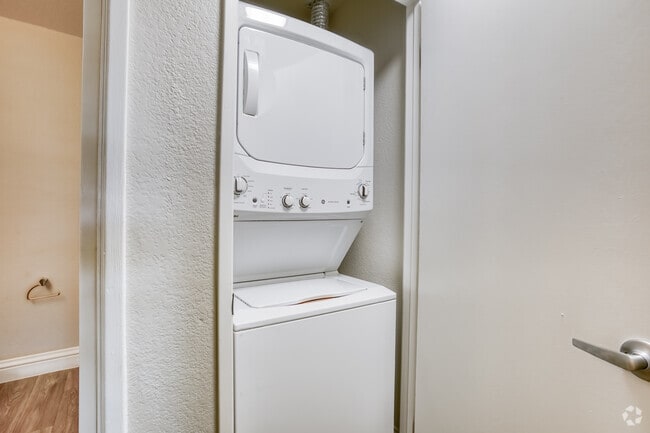 Interior Photo - Invitational Apartments