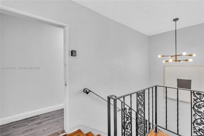 Building Photo - 10002 E Bay Harbor Dr