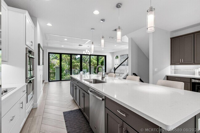 Building Photo - 622 Windward Cir S