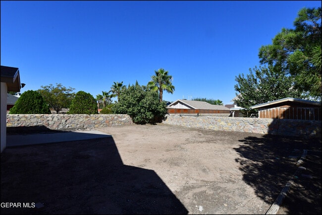 Building Photo - 12257 Robert Dahl Dr