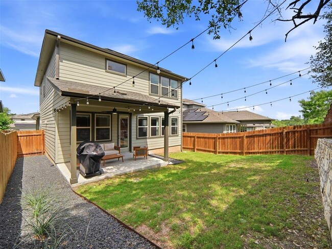 Building Photo - 10215 Buster Dr