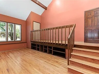 Building Photo - 5710 NW Verlin Dr