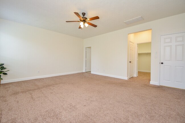 Building Photo - 4927 Lattimore Creek Dr