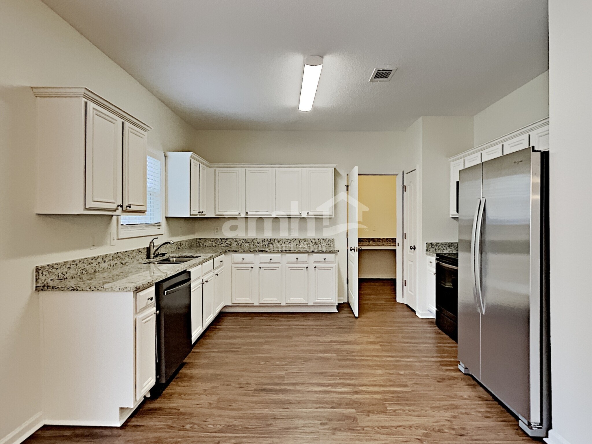 Building Photo - 2613 Newtons Crest Cir