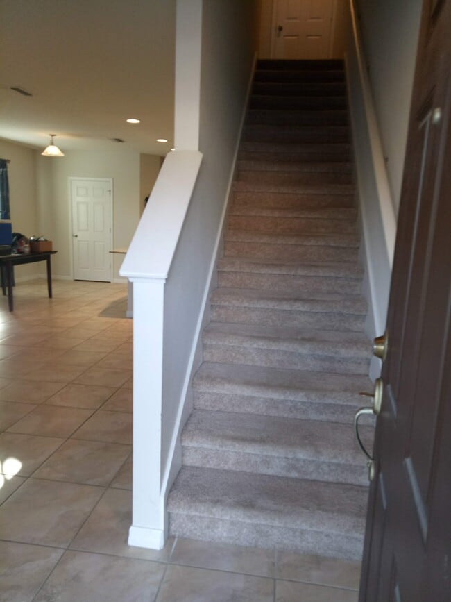 Building Photo - 4755 Chatterton Way