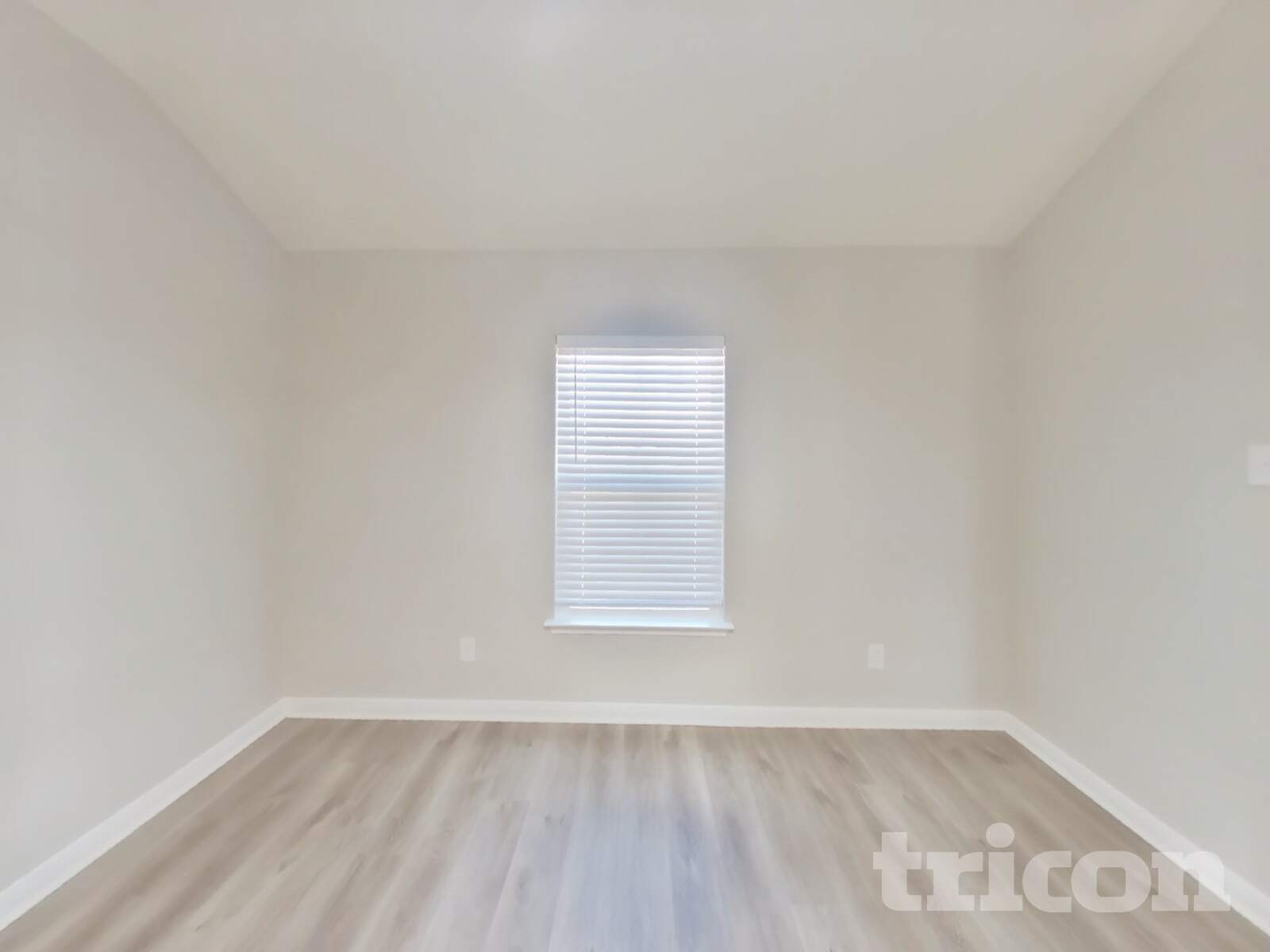 Building Photo - 210 Posey Pass