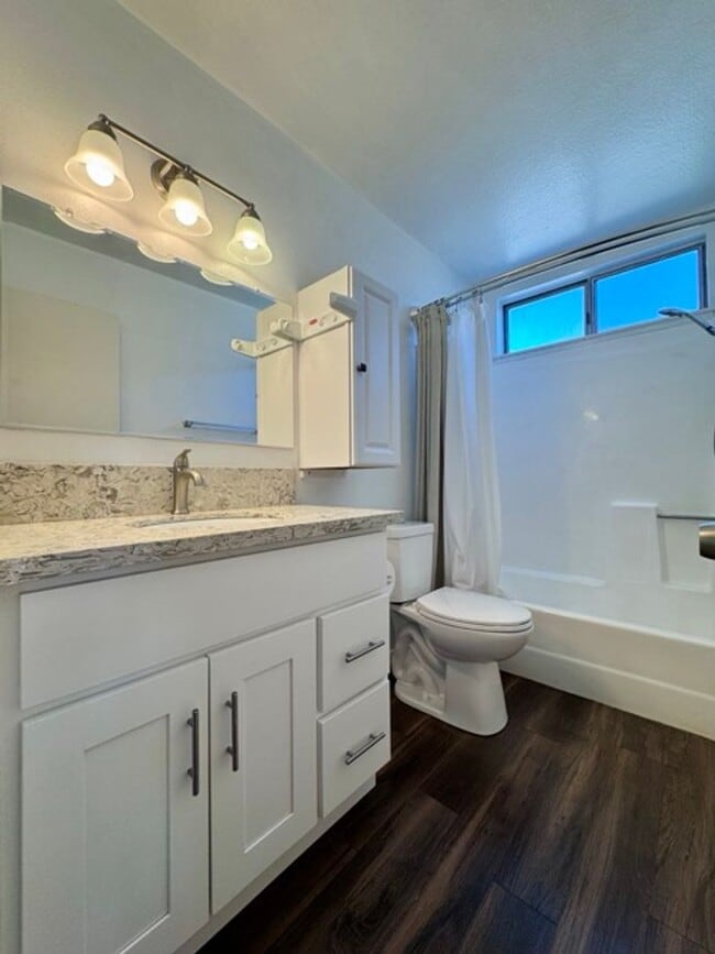 Building Photo - COMING SOON 55+ Community 2 bedroom 2 bathroom Home for Lease in Sun City