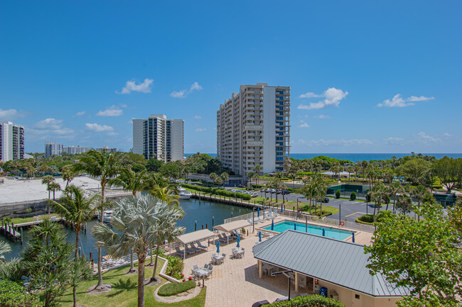 Building Photo - 4101 N Ocean Blvd